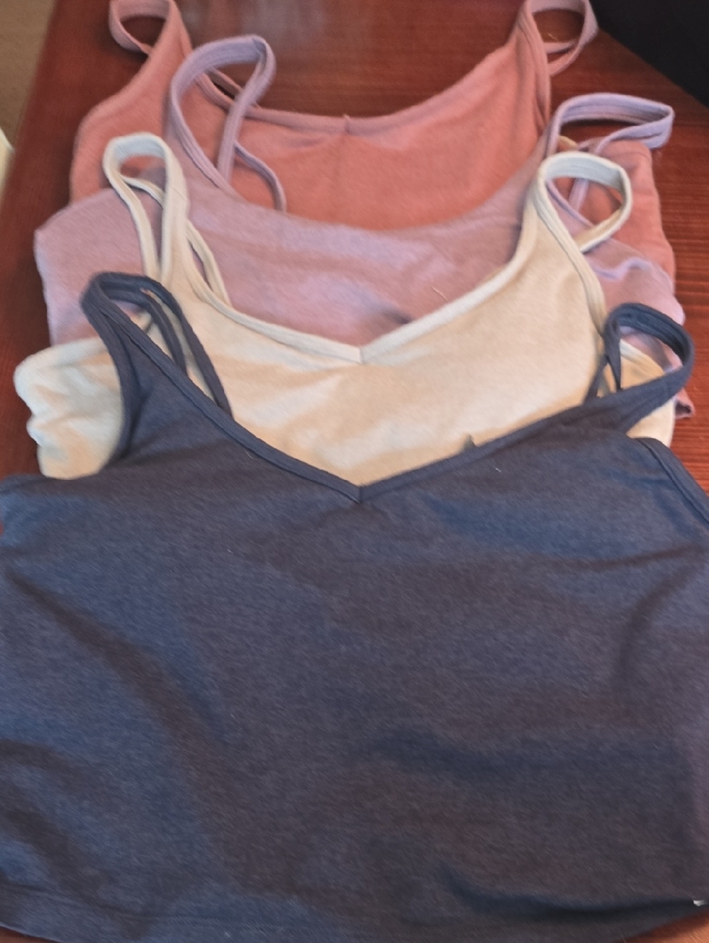 Vuori Halo Performance 2.0 Crop Top Bundle Size Large